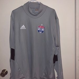 Adidas Tampa Bay Rowdies Soccer pullover with thumb holes in sleeve…nice